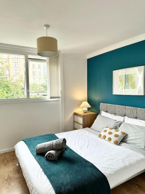 6 Guests House Old Trafford,Media City,City Centre, Free Parking 맨체스터 외부 사진