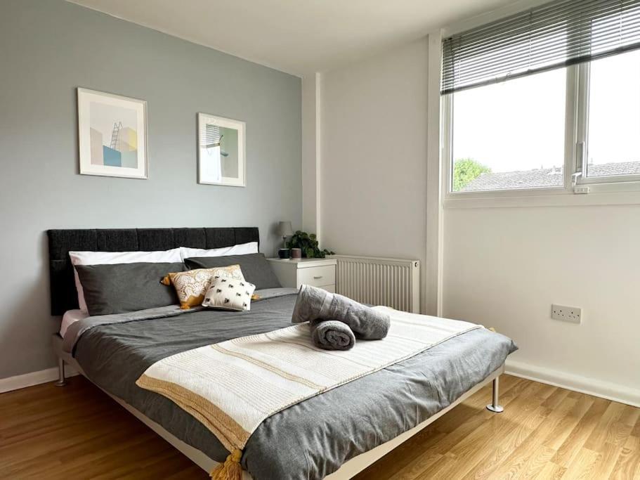 6 Guests House Old Trafford,Media City,City Centre, Free Parking 맨체스터 외부 사진