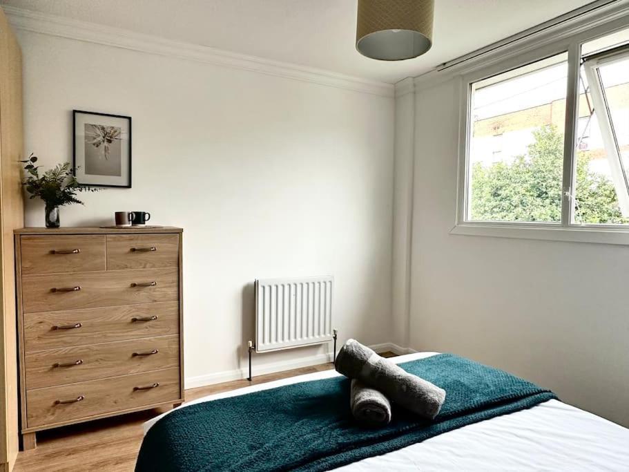 6 Guests House Old Trafford,Media City,City Centre, Free Parking 맨체스터 외부 사진